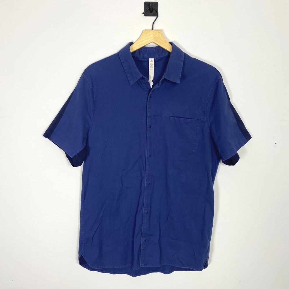 Lululemon Snap‎ To It Short Sleeve Button Up Shirt Blue Size Large Cotton Blend